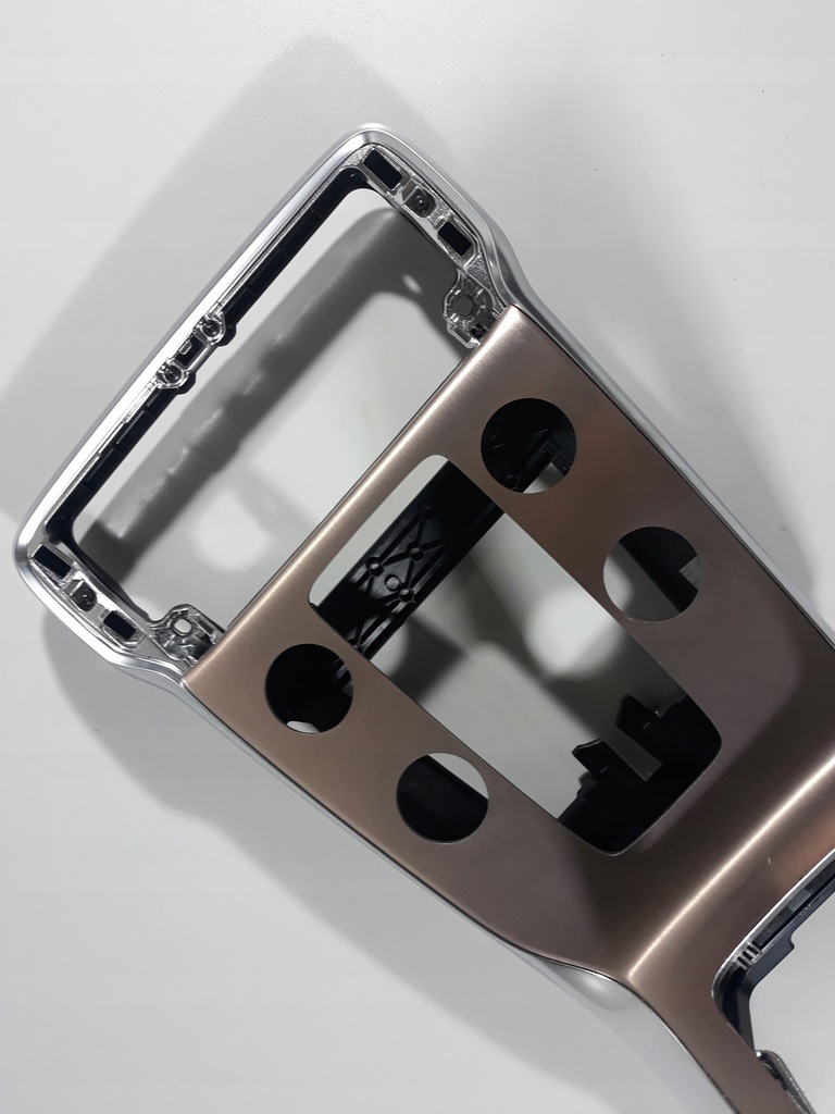 фото №5, Volvo v40 12- рамка радио панель обдув