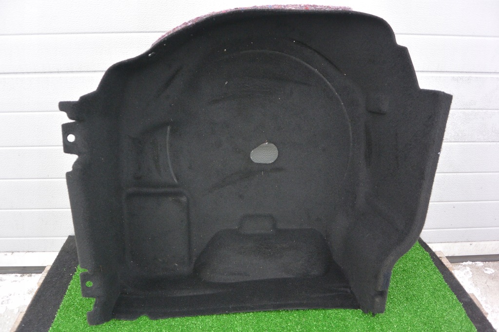 фото №1, Обшивка багажника maserati quattroporte vi