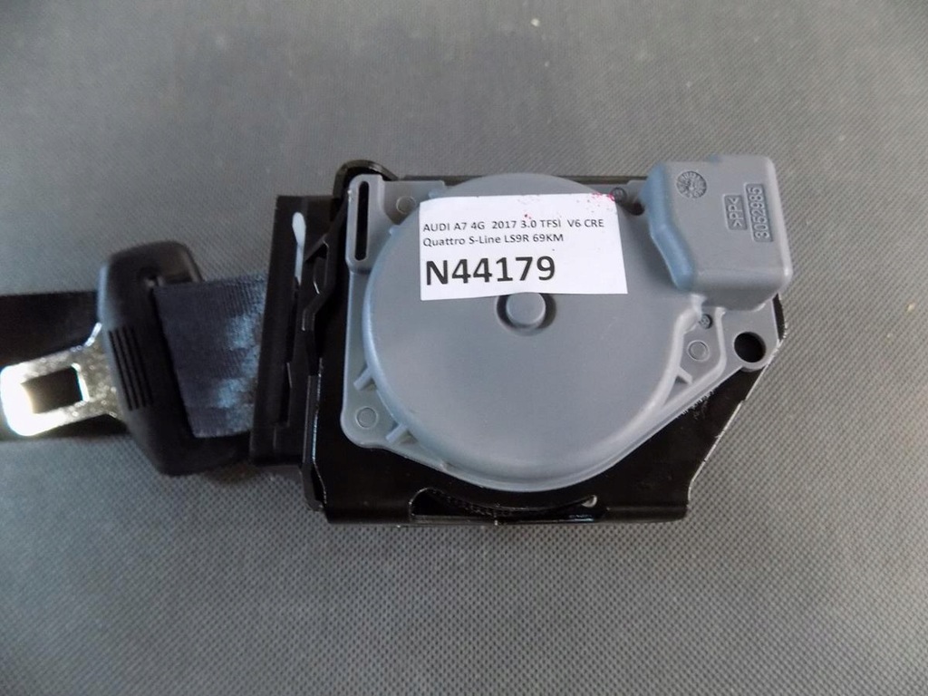 фото №1, Audi a7 4g pas безпеки задня 4g8857805g