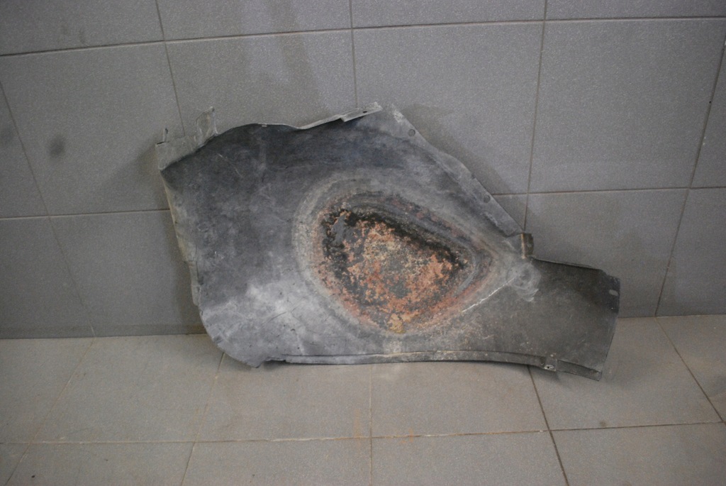 фото №1, Підкрилок лівий перед частина задня a8 d2 4d0821191l