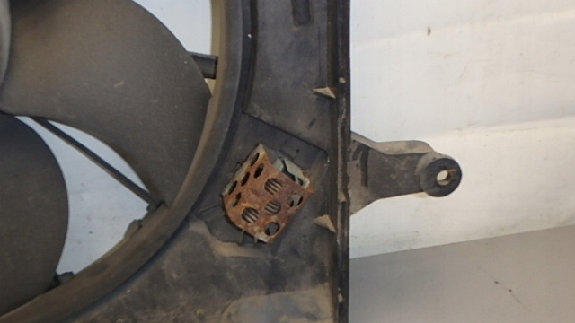 фото №11, Renault laguna iii 2.0dci вентилятор + корпус