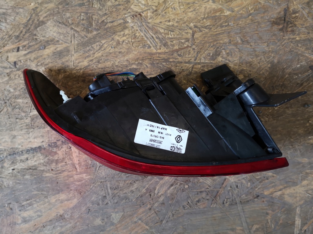 фото №3, Лампа правый задняя правая задняя renault clio iv lift