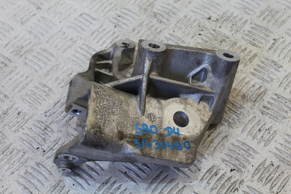 фото №1, Кронштейн двигуна volvo s90 31430490