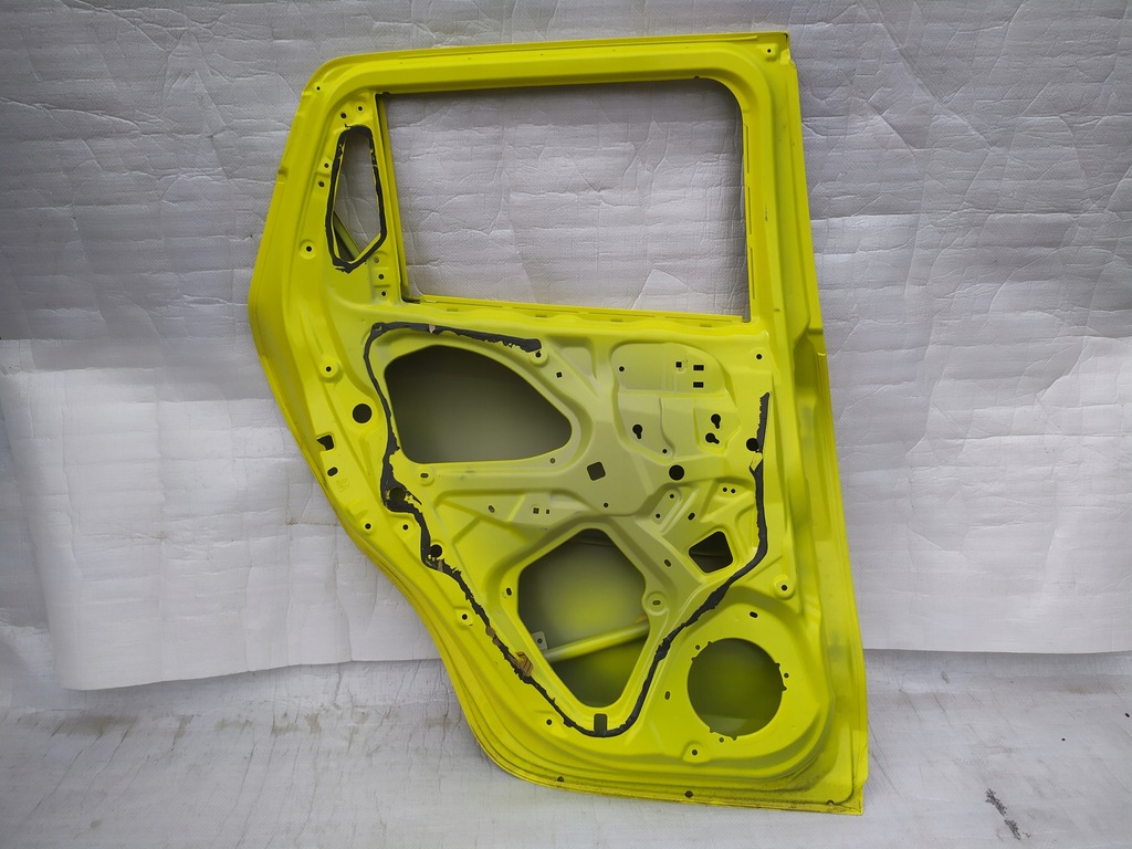 фото №8, Двері лівий задня suzuki swift mk8 17-