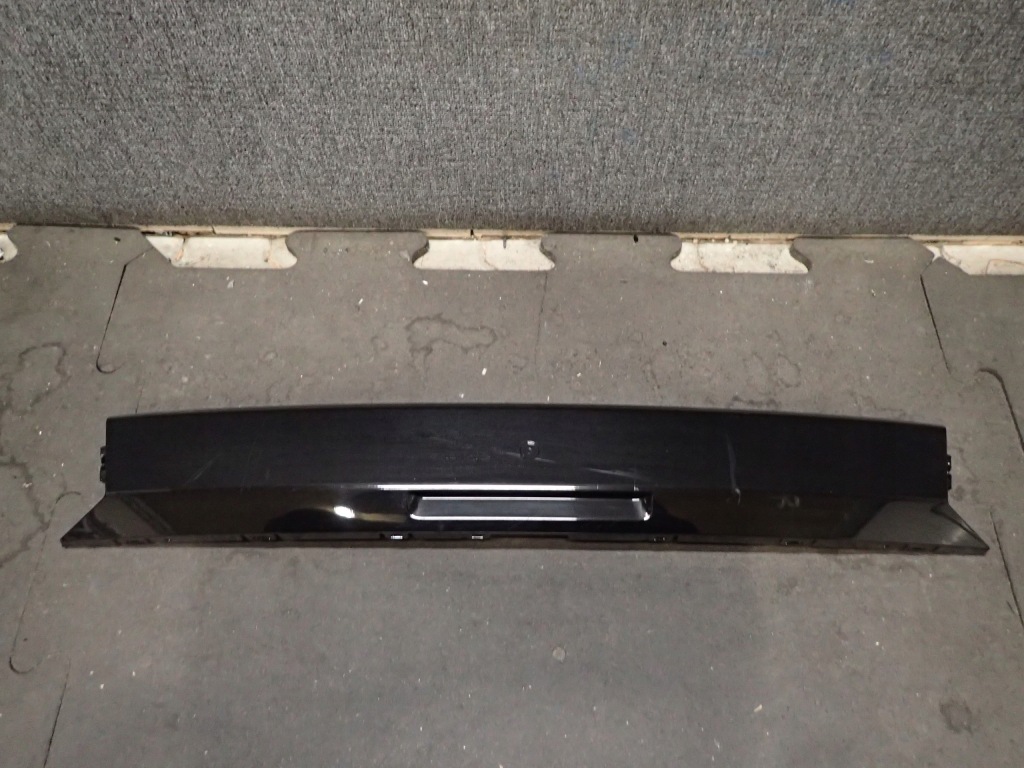 фото №1, Накладка крышки задняя peugeot 5008 ii 2