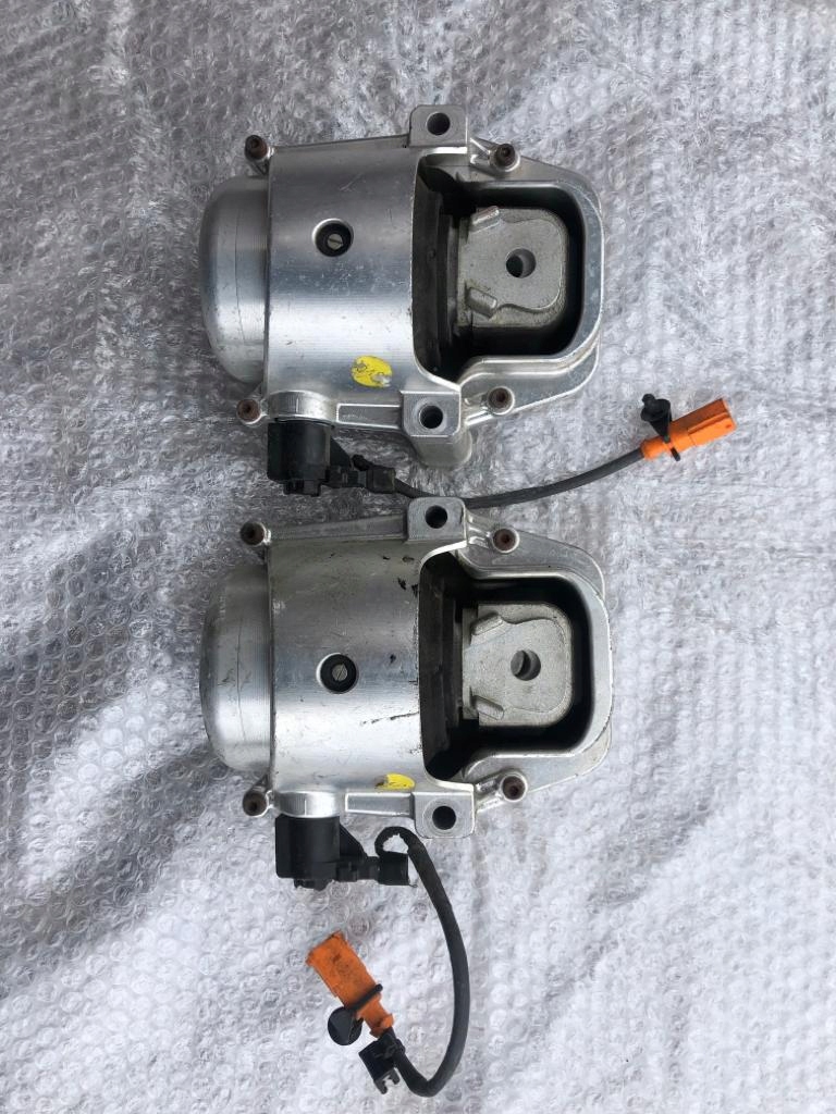 фото №1, Audi a8 d4 подушки безопасности двигателя 4h0199381bl