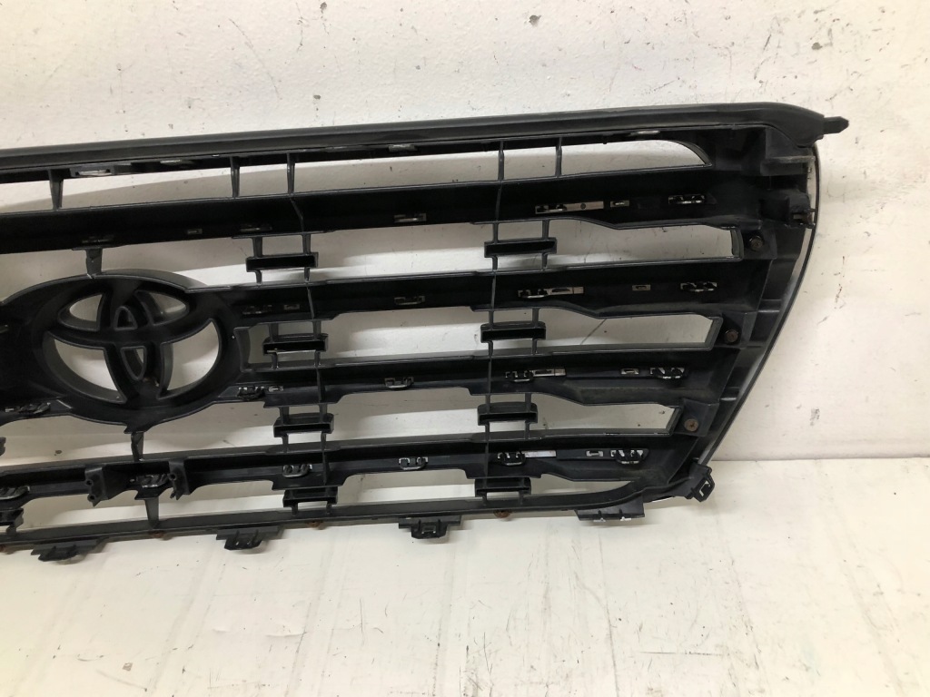 фото №8, Toyota land cruiser 200 v8 07-12 решётка радиатора решётка радиатора 9/7