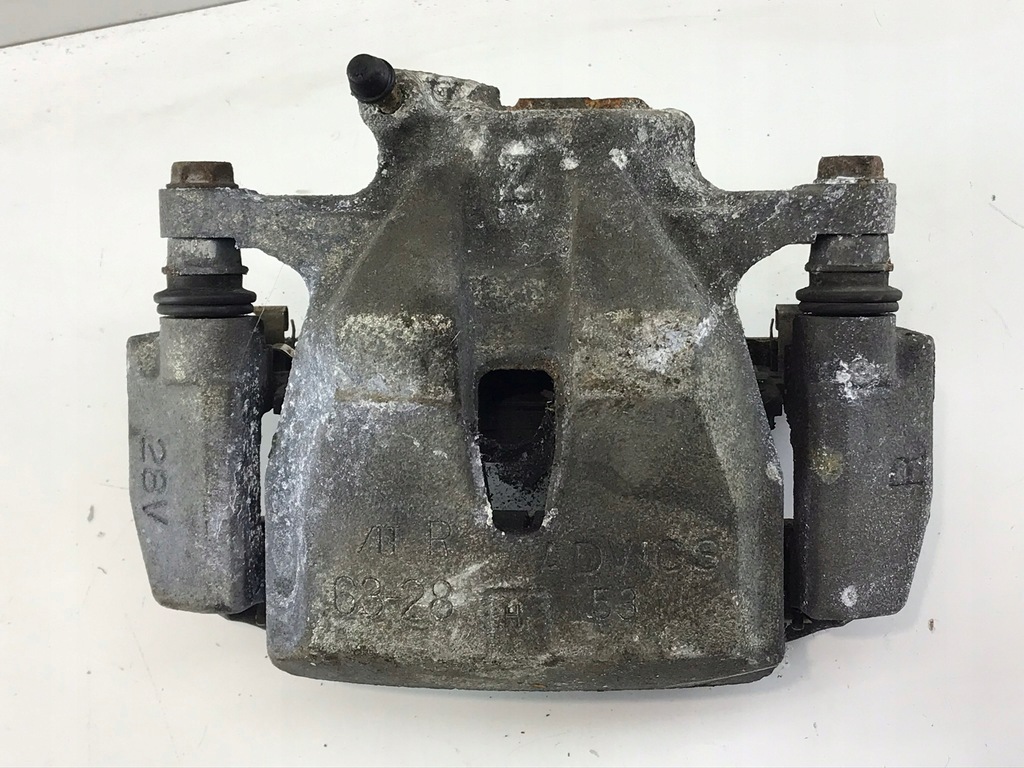 фото №1, Toyota rav4 iv 2.5h lift суппорт передний правый 2017