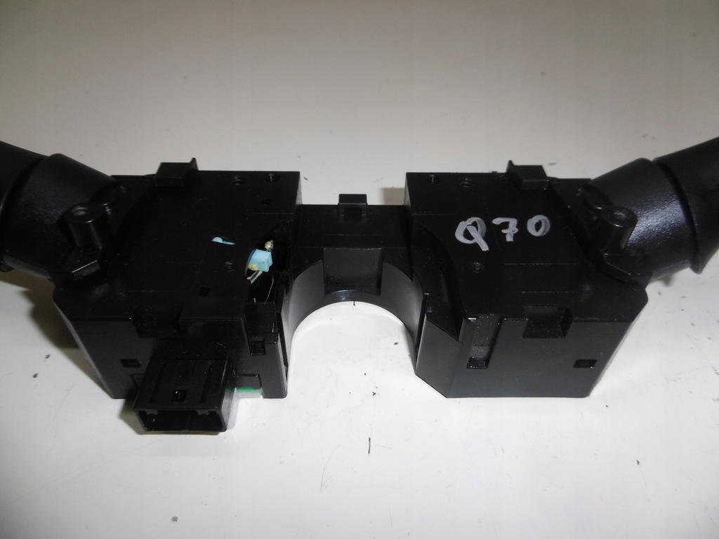 фото №5, Переключатель комбинированный подрулевой переключатель kombajn infiniti q70