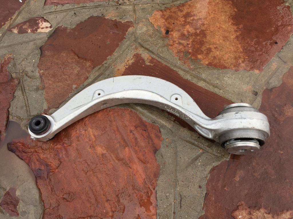 фото №1, Jaguar xe важіль правий перед 2016r