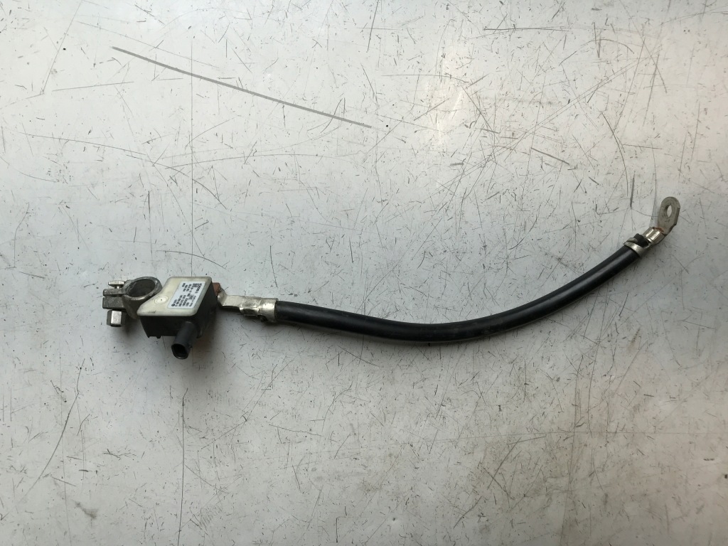 фото №1, A5 a4 b8 клема мінусова патрон 8k0915181b