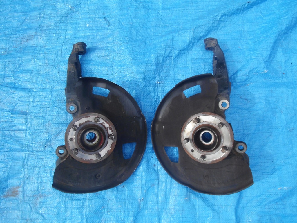 фото №1, Поворотный кулак range rover sport, discovery 3.0 v6 306dt