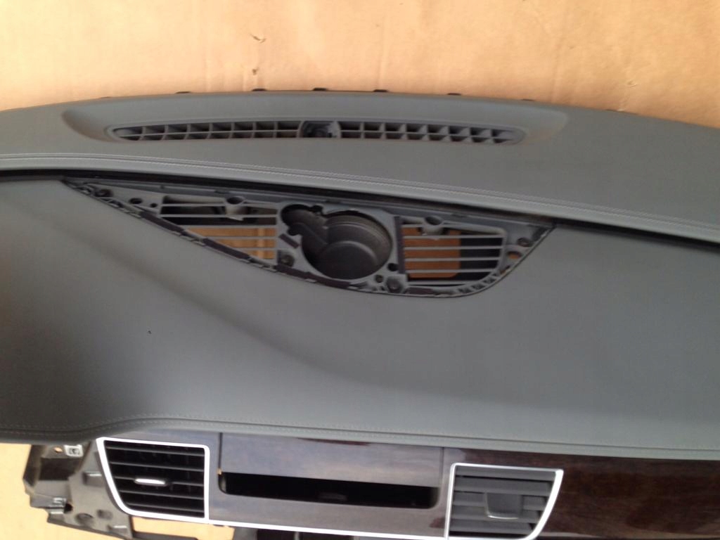 фото №4, Audi a8 d4 панель приладів консоль сіра stahlgrau шкіра