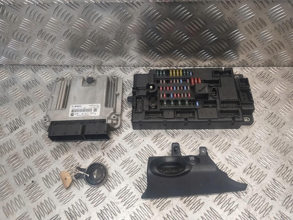 фото №1, Набір стартовий бортовий комп'ютер mini r56 lift 519480g01