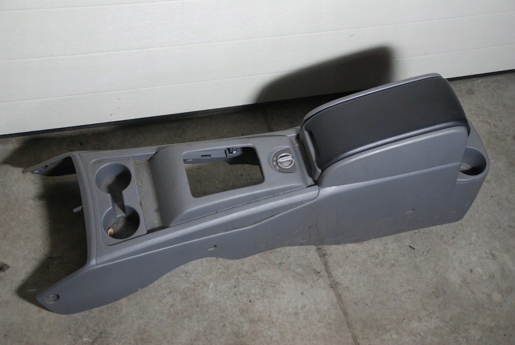 фото №2, Подлокотник туннель средний ford ranger ii 06-11r