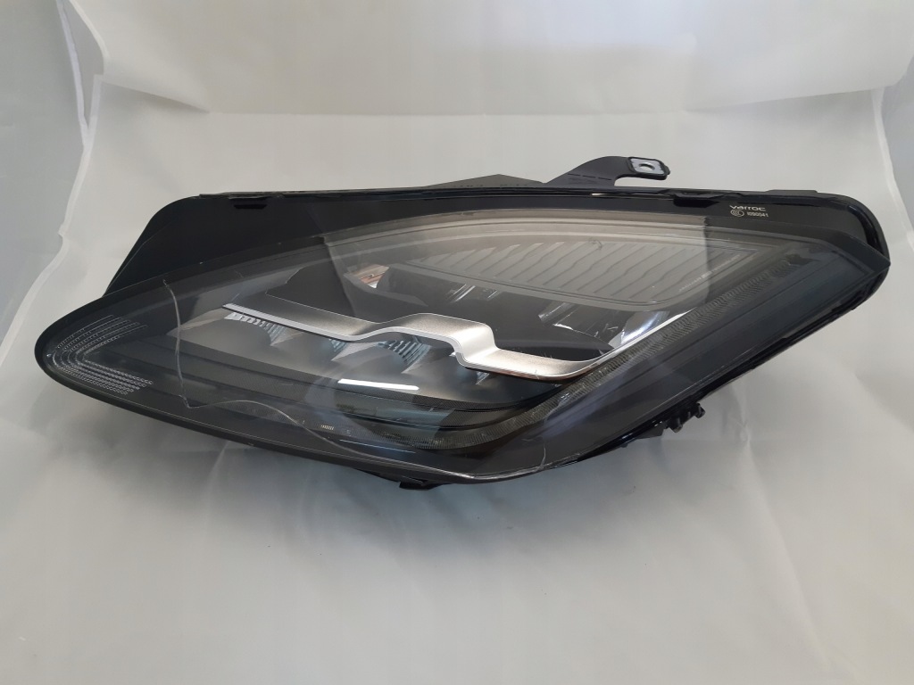 фото №1, Лампа левая led jaguar e pace x540 j9c3-13w030-ec