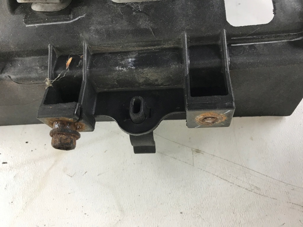 Вентилятор радиатора toyota avensis t25 2.0 d4d Недорого