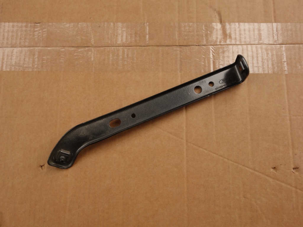 фото №1, Кронштейн крила кронштейн ford mustang 2014-18