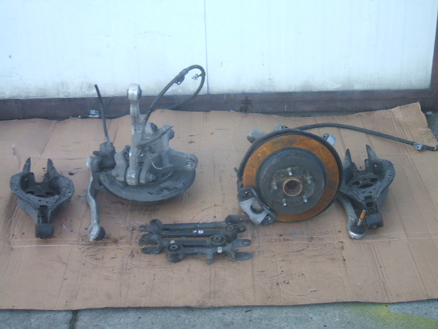 фото №1, Lexus rc f-sport поворотный кулак рычаг подвеска задняя