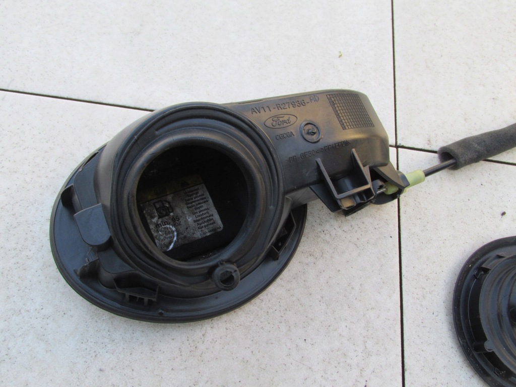 фото №3, Крышка заливной топлива цвет nc b-max 2013 rok