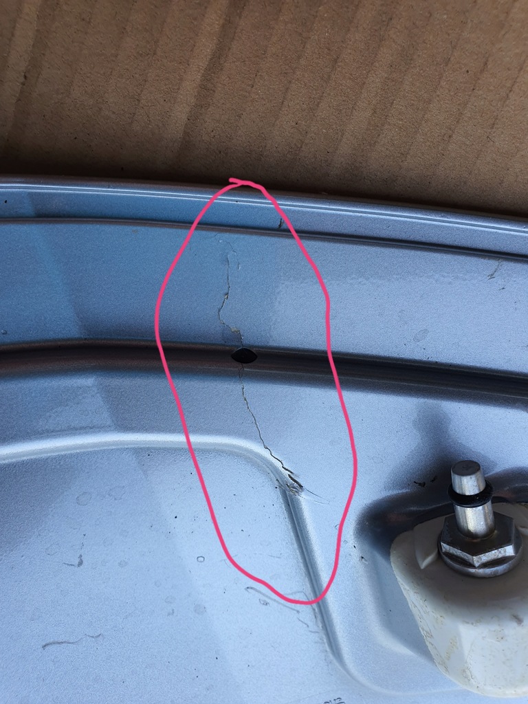 фото №15, Audi r8 420 защита накладка na крыло правый задний