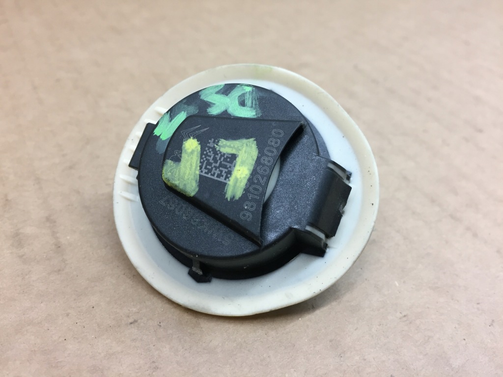 фото №1, Citroen ds7 датчик удару датчик 9810268080