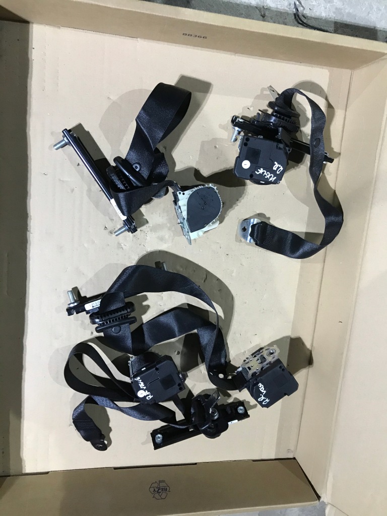 фото №1, Range rover vogue l322 pas безпеки задня