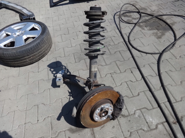 Купить Audi a3 8p 2.0 tfsi амортизатор поворотный кулак правый