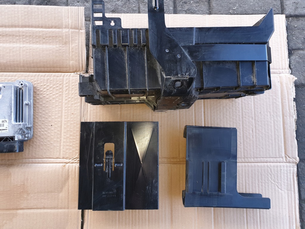 фото №1, Корпус основа акумулятор opel zafira c