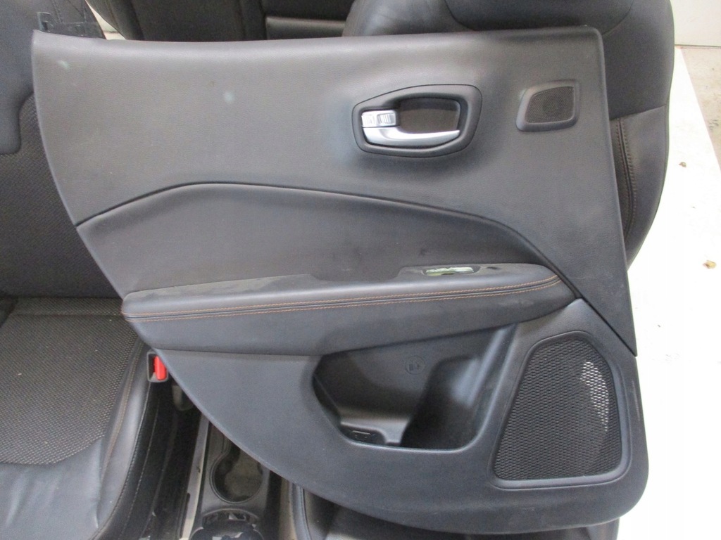 фото №6, Оббивка pół шкіра сидіння jeep compass 18r