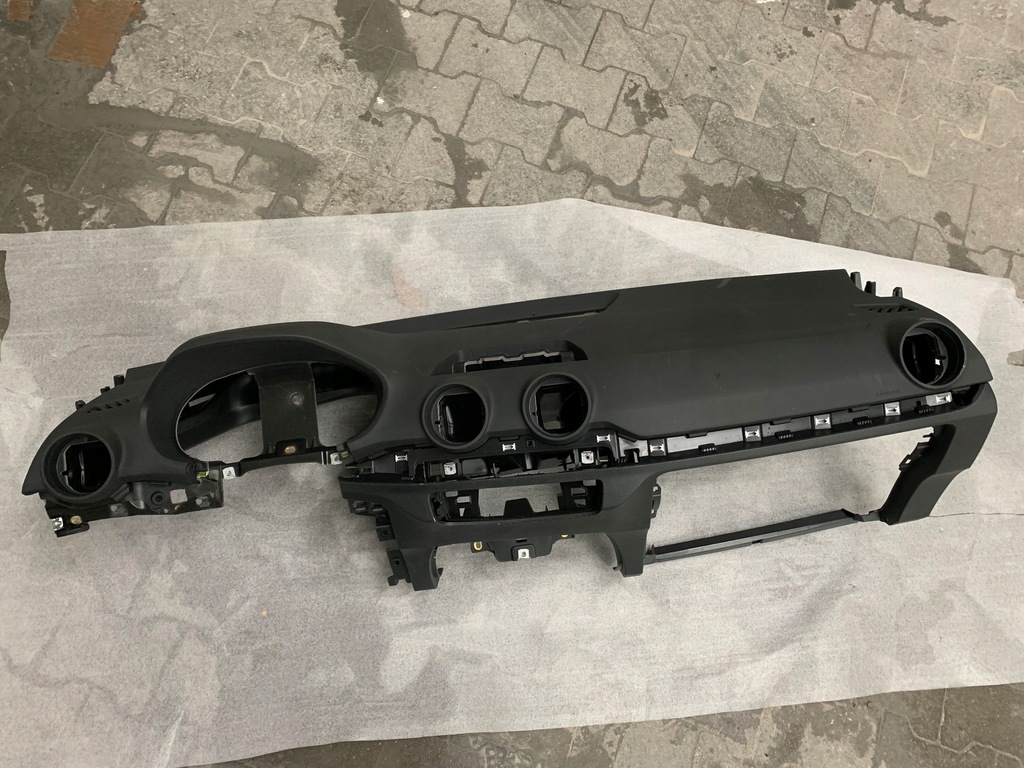 фото №1, Audi q2 приборная панель консоль