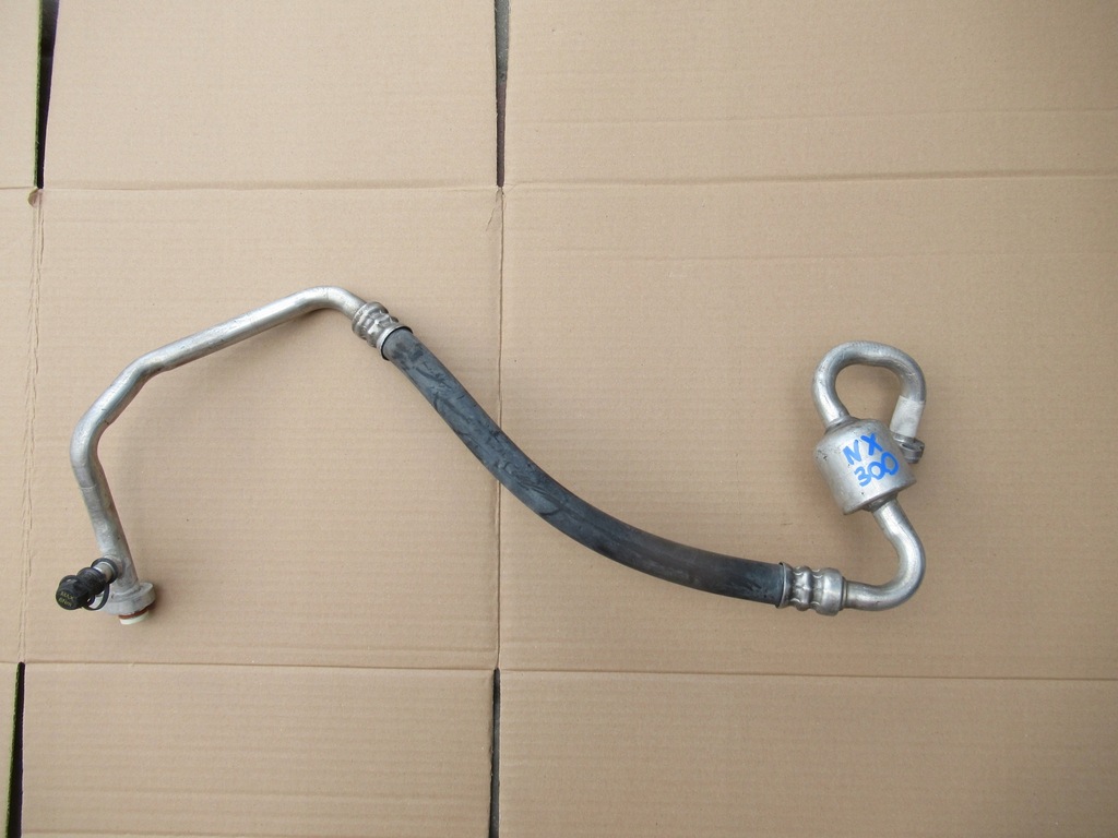 фото №1, Lexus nx300 шланг кондиционера