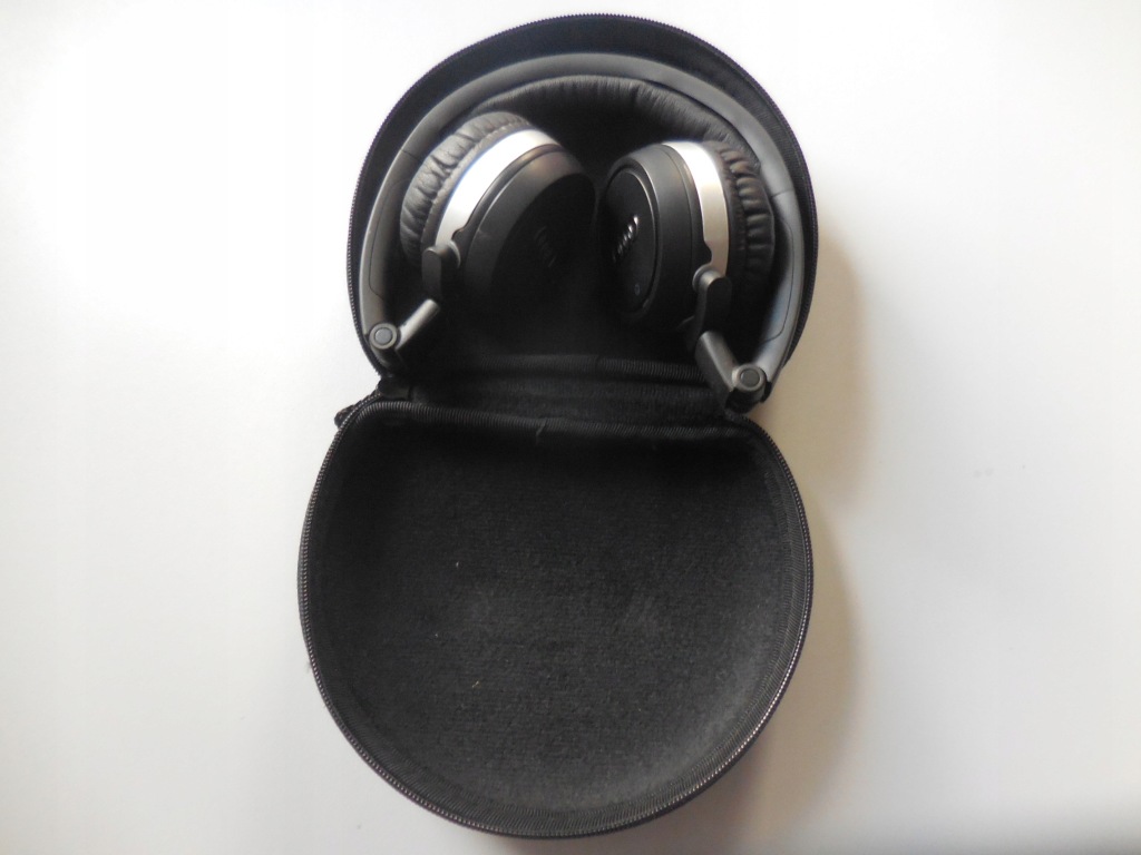 фото №1, Audi a8 d4 4h наушники rse