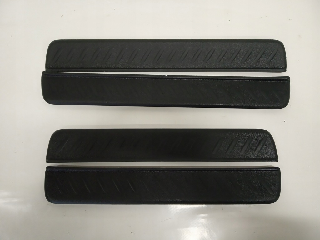 фото №1, Kia carens iv молдинг накладка поріг перед задня 13