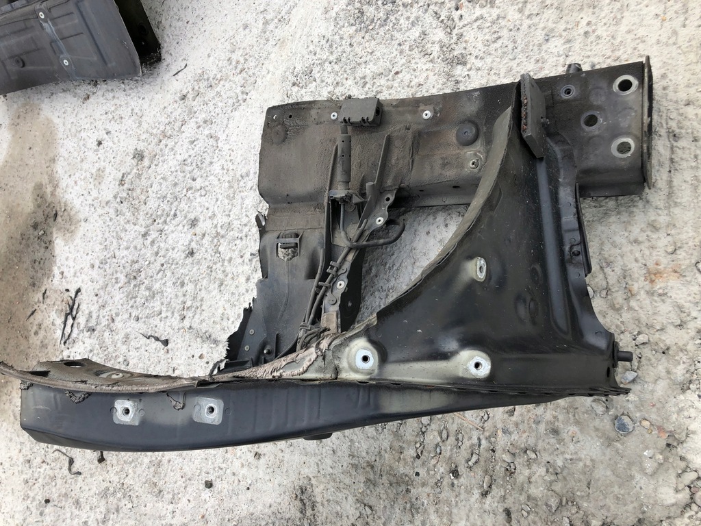 фото №5, Cwiatka підкрилок лонжерон ліва перед bmw f02 f01