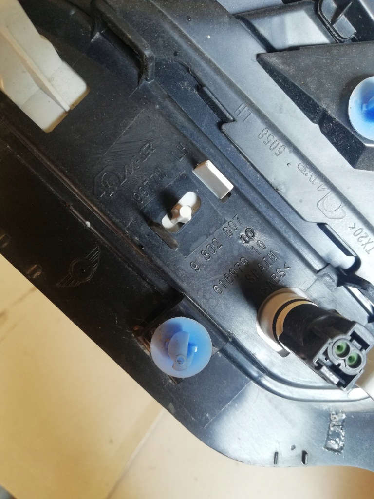 фото №3, Mini paceman r61 решётка поворотник левый