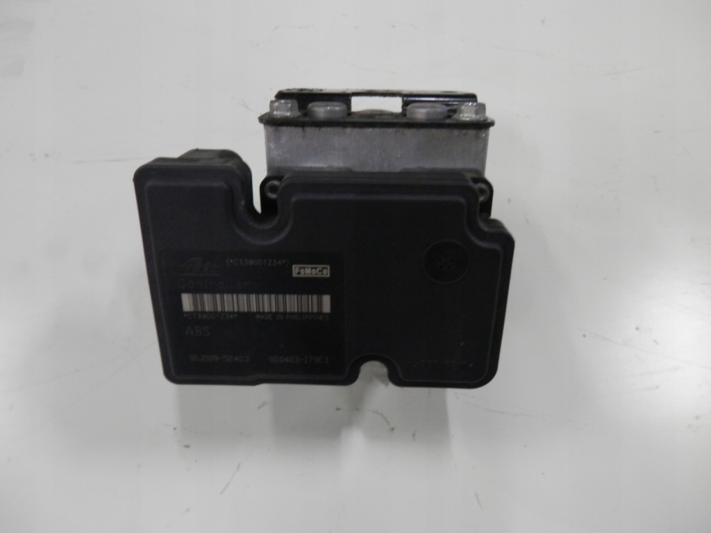 фото №1, Mazda 2 de насос abs d651-437a0-d