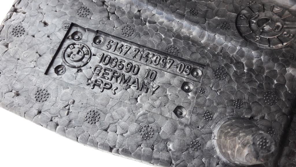 Защита лонжерон левый задний  пена e90 e92 e97 e81 Доставка