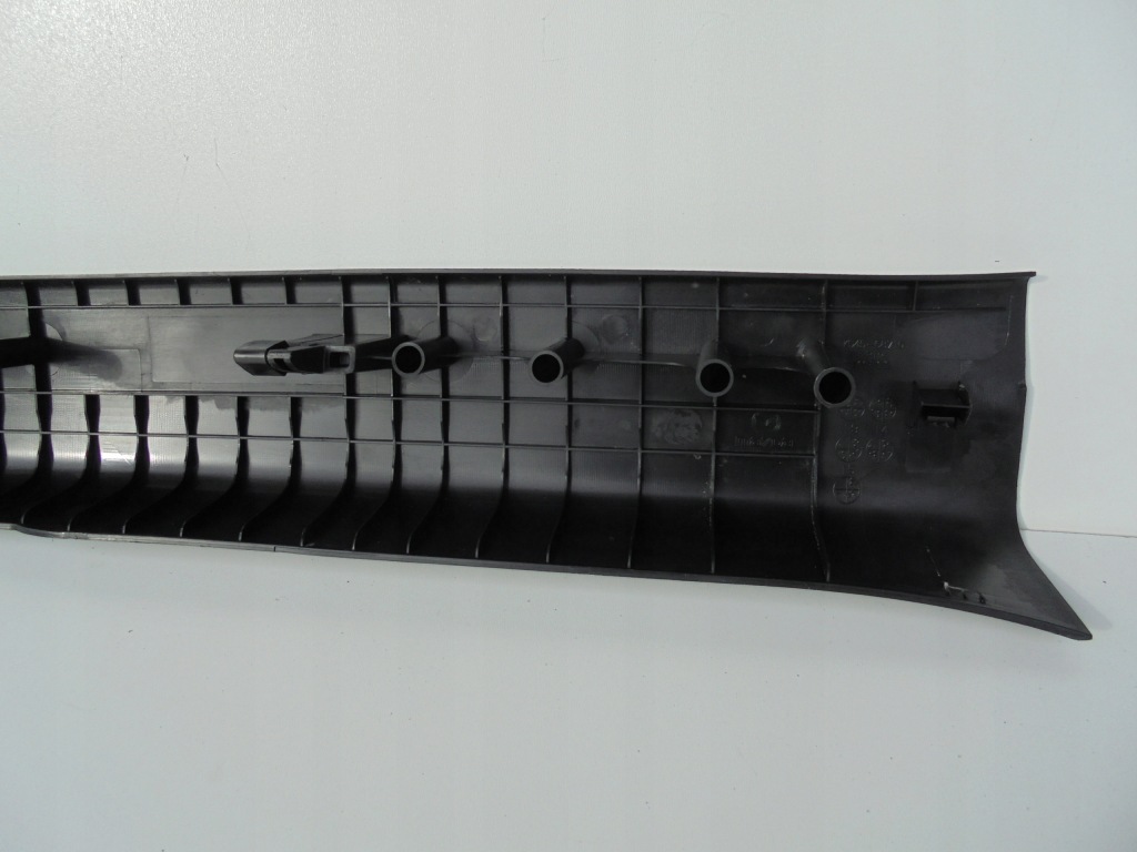 Mazda cx-5 накладка порог правая kd45-68710 12-17 Недорого