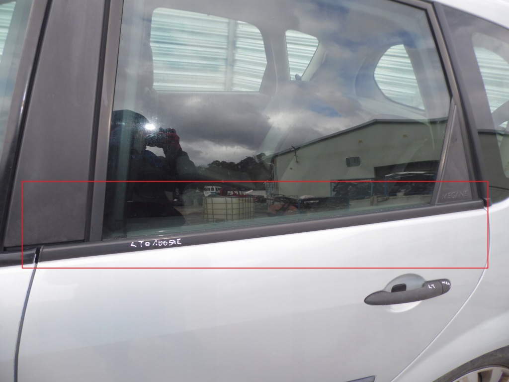 фото №2, Молдинг ущільнювач ліва задня renault scenic ii 03-