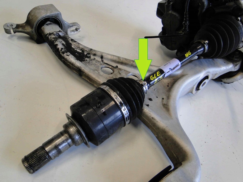 фото №2, Mercedes gle w166 166 привідний вал ліва передня