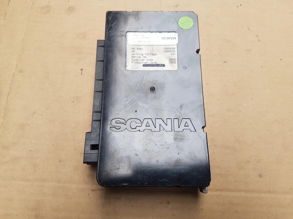 фото №1, Scania r блок керування світла 1889453 300 netto