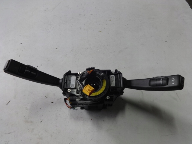 фото №1, Volvo v60 10r- переключатели переключатели лента