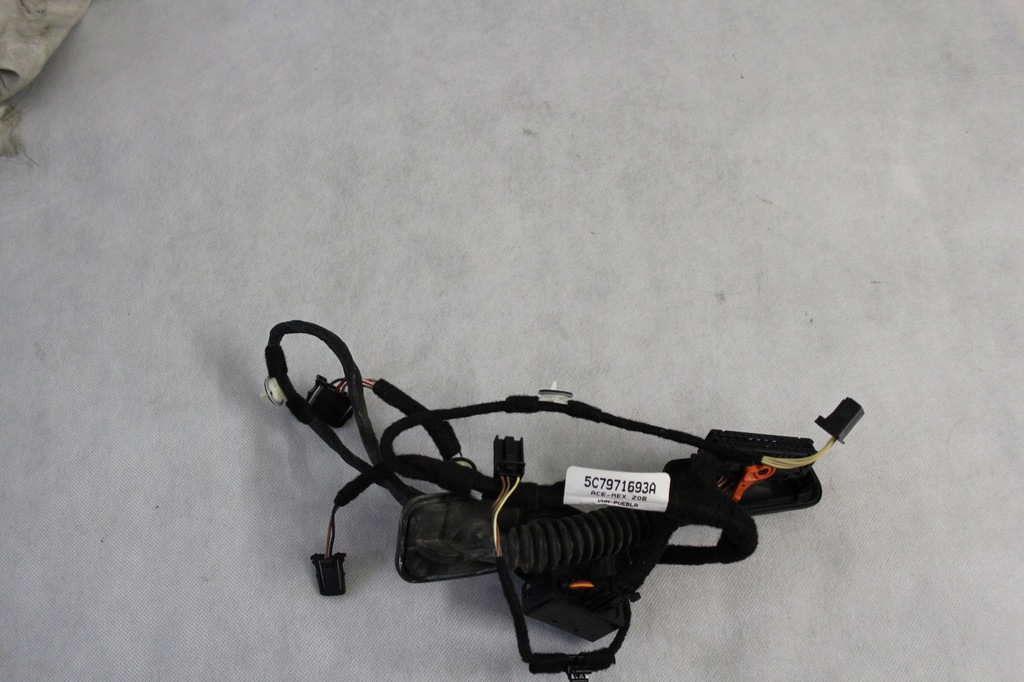 фото №1, Жгут дверь задняя левый vw jetta 5c7971693a