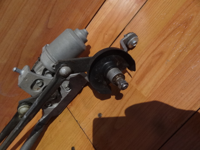 фото №3, Subaru xv 2012 моторчик механизм дворник eu