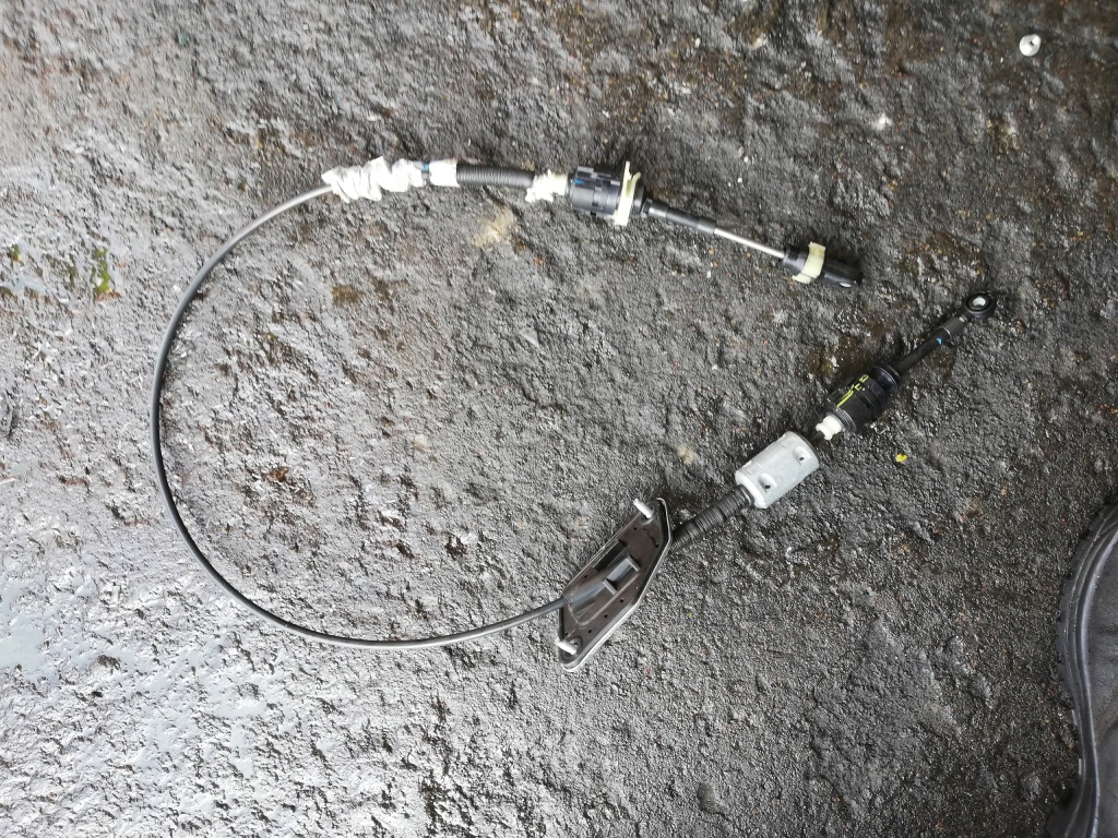 фото №1, Ford fiesta mk8 трос перемикання передач 1.0 eb автоматична коробка передач