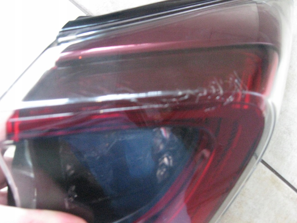 фото №5, Правая лампа задняя - led - toyota c-hr - chr