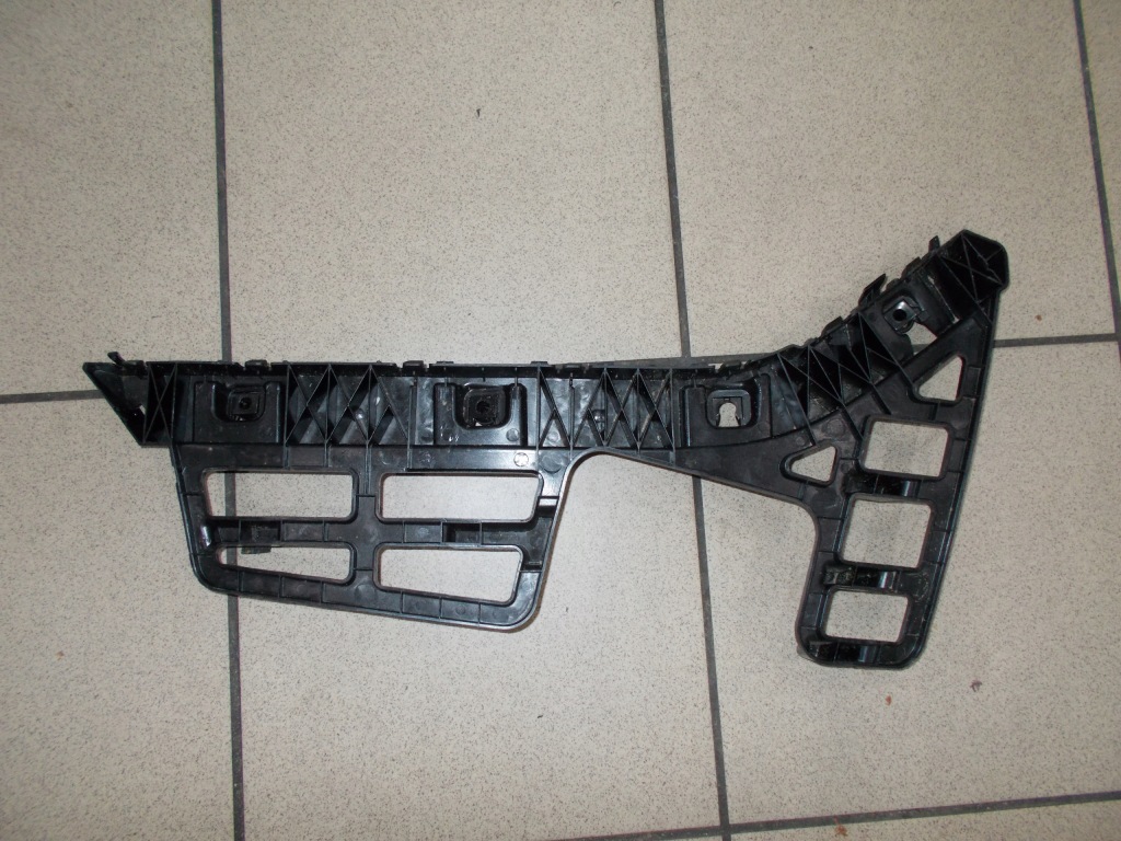 фото №1, Кронштейн направляющая бампера левый задняя hyundai i30 iii