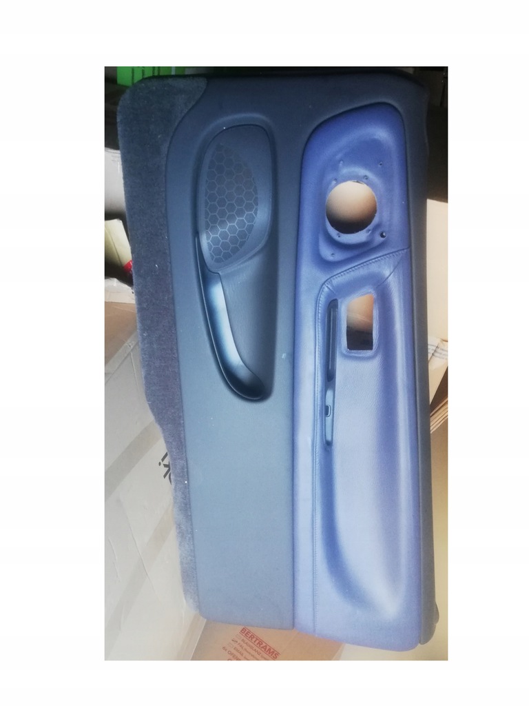 фото №1, Обшивка дверний правий перед volvo c70