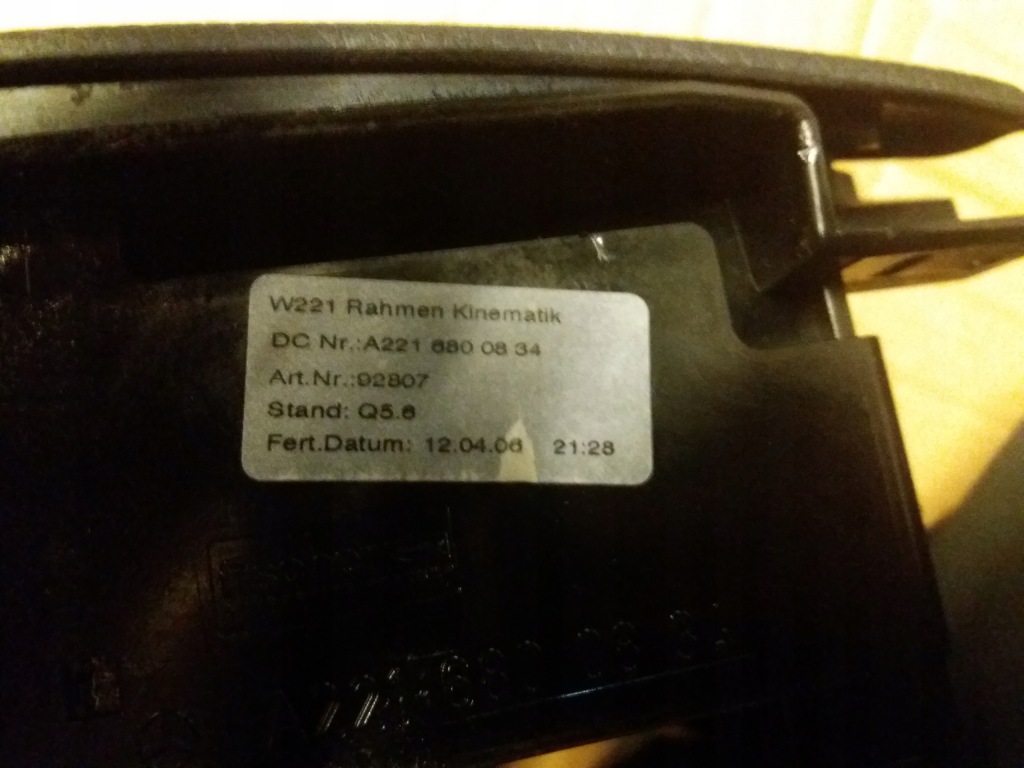 фото №3, Крышка бардачок mercedes w221 s-klasa